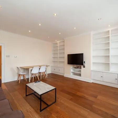 Spacious 2 Bedroom Maisonette In Stratford London Exterior photo