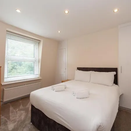 Spacious 2 Bedroom Maisonette In Stratford London Exterior photo