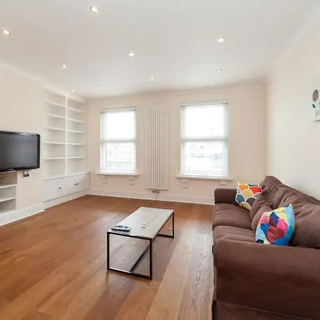 Spacious 2 Bedroom Maisonette In Stratford London Exterior photo