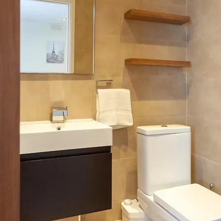 Spacious 2 Bedroom Maisonette In Stratford London Exterior photo